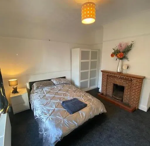 One Bedroom Apartment With Garden.